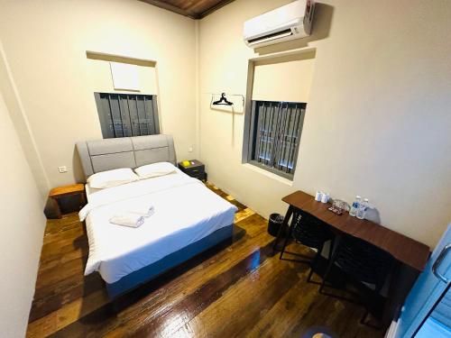 Imagen de la habitación del Hotel The Century Aigoh. Foto 18