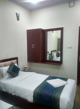 Imagen de la habitación del Hotel The Century Plaza. Foto 4