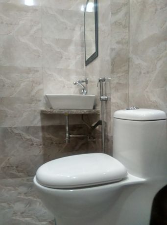 Imagen de la habitación del Hotel The Century Plaza. Foto 11
