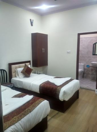 Imagen de la habitación del Hotel The Century Plaza. Foto 12