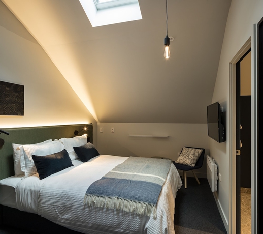 Imagen de la habitación del Hotel The Chamberson. Foto 8