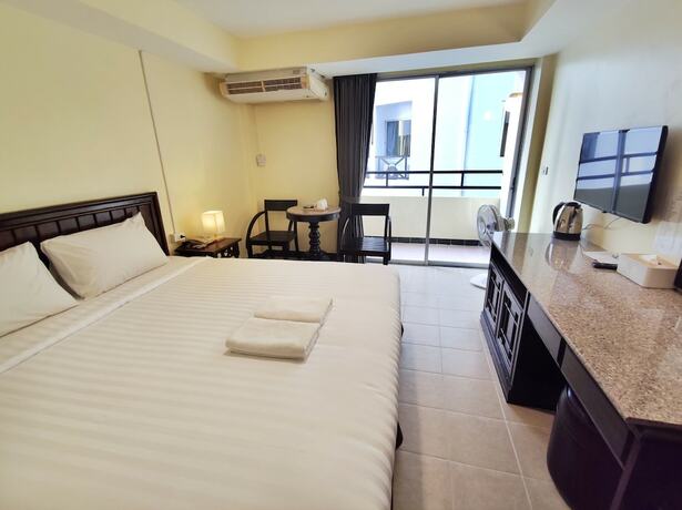 Imagen general del Hotel The Chanthong Pattaya. Foto 11