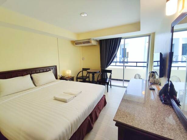Imagen general del Hotel The Chanthong Pattaya. Foto 13