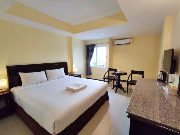 Imagen de la habitación del Hotel The Chanthong Pattaya. Foto 15