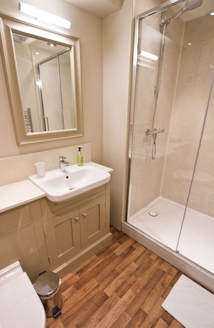 Imagen de la habitación del Hotel The Chapter House. Foto 16