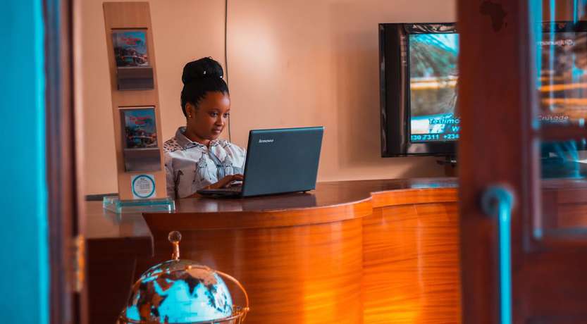 Imagen de los interiores del Hotel The Charity International. Foto 20