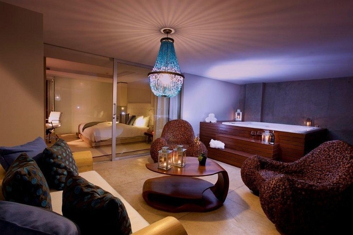 Imagen de los exteriores del Hotel The Charlee. Foto 11