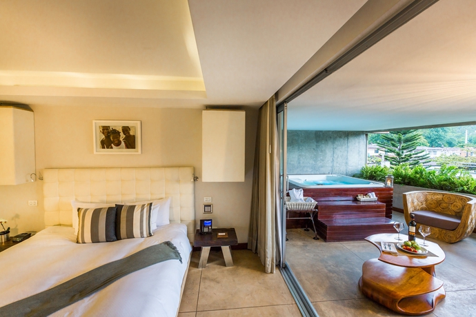 Imagen de la habitación del Hotel The Charlee. Foto 7