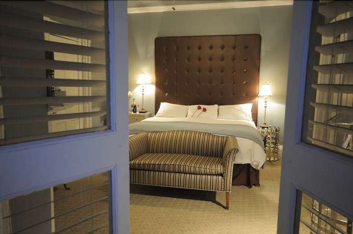 Imagen de la habitación del Hotel The Charles, Cataratas del Niagara. Foto 7