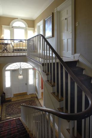 Imagen de los interiores del Hotel The Charles, Cataratas del Niagara. Foto 20
