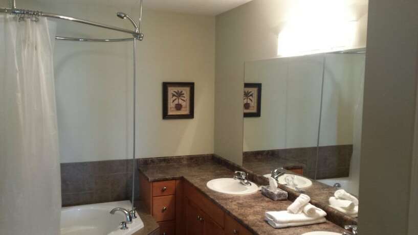 Imagen general del Hotel The Charles M Suites. Foto 1