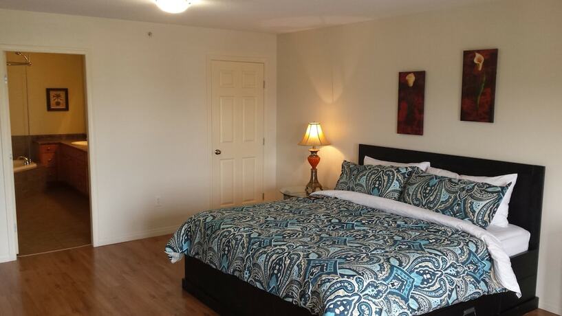 Imagen general del Hotel The Charles M Suites. Foto 2