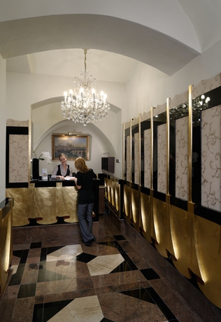 Imagen de los interiores del Hotel The Charles, Praga. Foto 16
