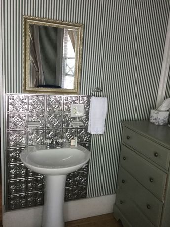 Imagen de la habitación del Hotel The Charleston Inn. Foto 3
