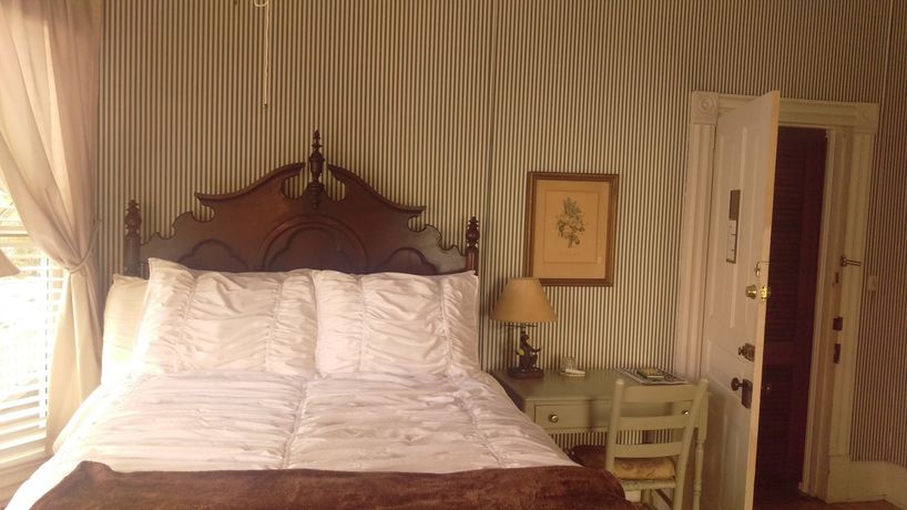 Imagen de la habitación del Hotel The Charleston Inn. Foto 5
