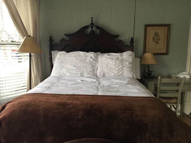 Imagen de la habitación del Hotel The Charleston Inn. Foto 9