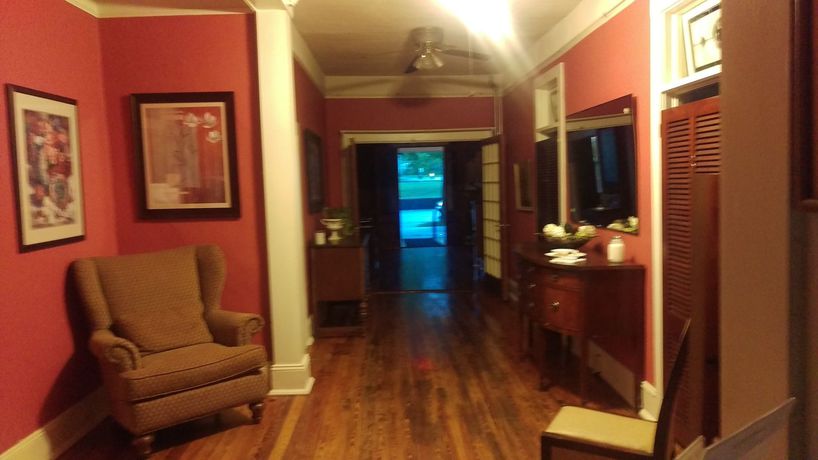 Imagen de la habitación del Hotel The Charleston Inn. Foto 12