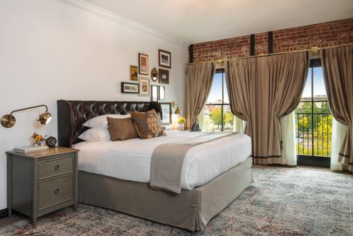 Imagen de la habitación del Hotel The Charmant. Foto 3