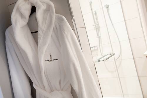 Imagen de la habitación del Hotel The Charter Seattle, Curio Collection By Hilton. Foto 5