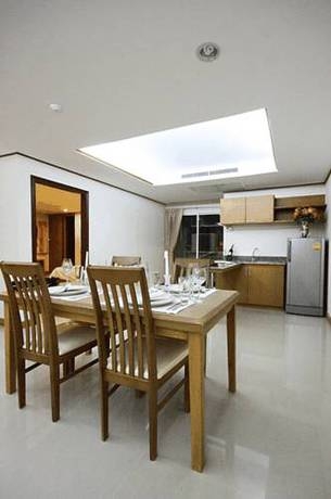 Imagen general del Hotel The Chateau Luxury Serviced Apartment. Foto 19