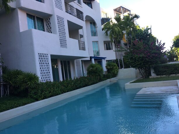 Imagen de la piscina del Hotel The Che Pool Access Beachfront Condo By Away. Foto 24