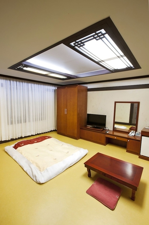 Imagen de la habitación del Hotel The Cheil Onyang. Foto 15