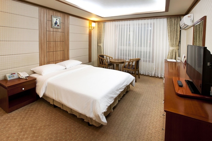 Imagen de la habitación del Hotel The Cheil Onyang. Foto 16