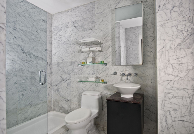 Imagen de la habitación del Hotel The Chemists’ Club. Foto 8