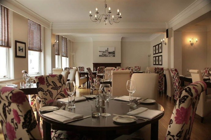 Imagen del bar/restaurante del Hotel The Chequers. Foto 2