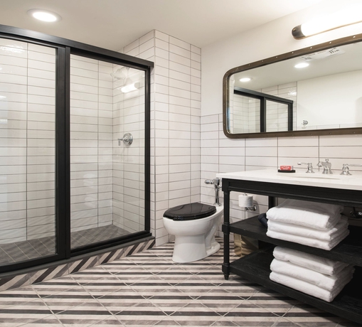 Imagen de la habitación del Hotel The Chicago Collection River North. Foto 12