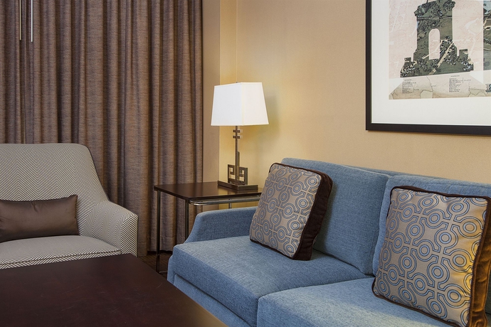 Imagen de los interiores del Hotel The Chifley Houston, Tapestry Collection by Hilton. Foto 10