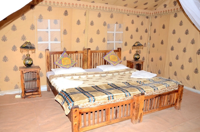 Imagen de la habitación del Hotel The Chirag Desert Camp. Foto 7