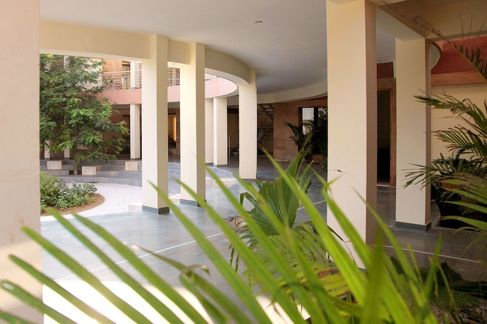 Imagen de los interiores del Hotel The Chitvan Resort. Foto 19