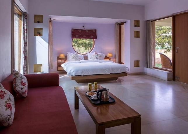 Imagen de la habitación del Hotel The Chitvan Resort. Foto 16