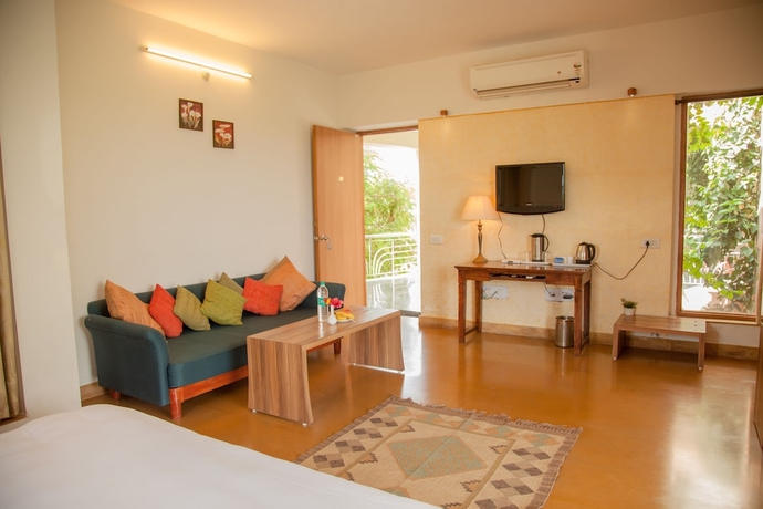 Imagen de la habitación del Hotel The Chitvan Resort. Foto 17