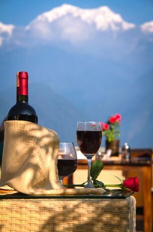 Imagen del bar/restaurante del Hotel The Chumbi Mountain Retreat. Foto 19
