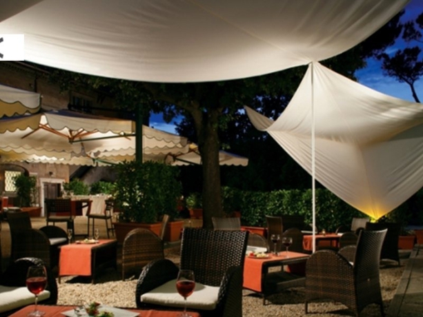 Imagen general del Hotel The Church Village. Foto 6