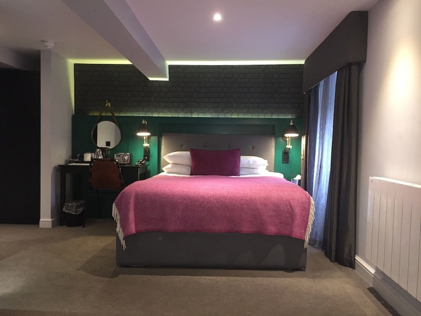 Imagen de la habitación del Hotel The Churchill, York. Foto 15