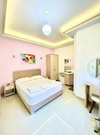 Imagen de la habitación del Hotel The City Gate, Sarande. Foto 5
