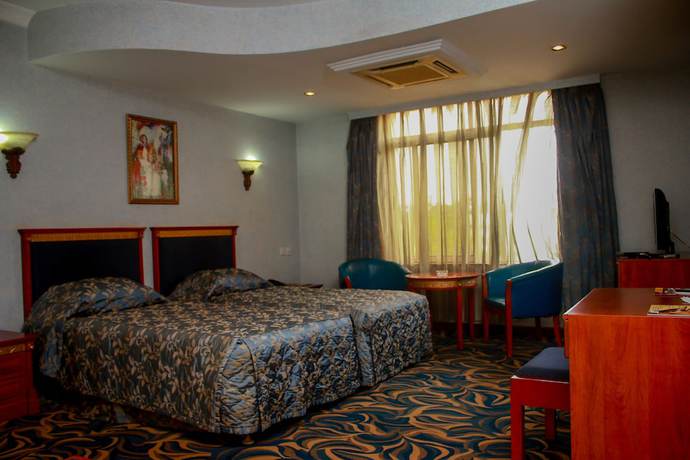 Imagen de la habitación del Hotel The City Royal Resort. Foto 12