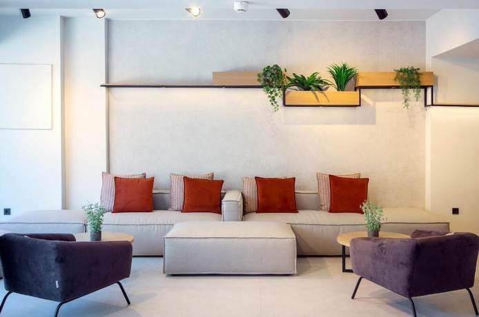 Imagen de los interiores del Hotel The City and Suites. Foto 14