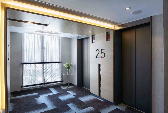 Imagen de los interiores del Hotel The Cityview - Chinese YMCA of Hong Kong. Foto 14