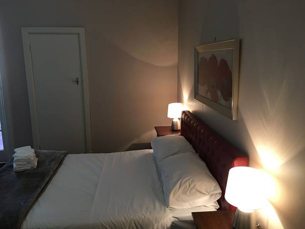 Imagen de la habitación del Hotel The Civic. Foto 7