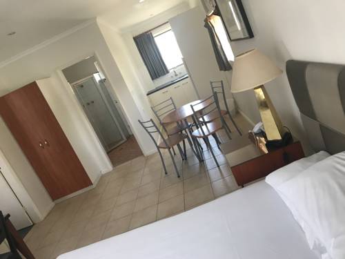 Imagen de la habitación del Hotel The Clan Terrigal. Foto 4