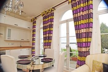Imagen de los interiores del Hotel The Clarendon Royal. Foto 16