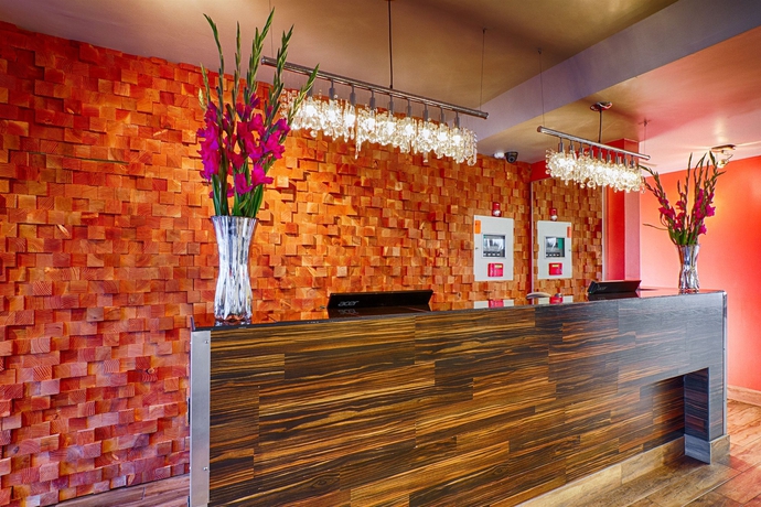 Imagen de los interiores del Hotel The Clarendon and Spa. Foto 7