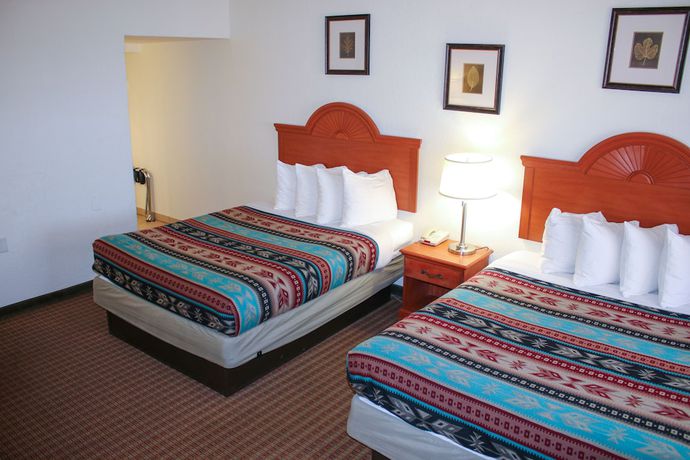Imagen de la habitación del Hotel The Classic Desert Aire. Foto 4