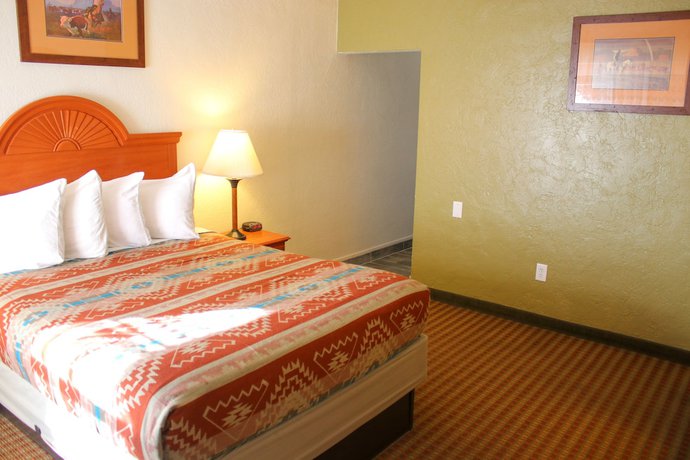 Imagen de la habitación del Hotel The Classic Desert Aire. Foto 7