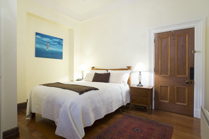 Imagen de la habitación del Hotel The Classic Villa. Foto 5