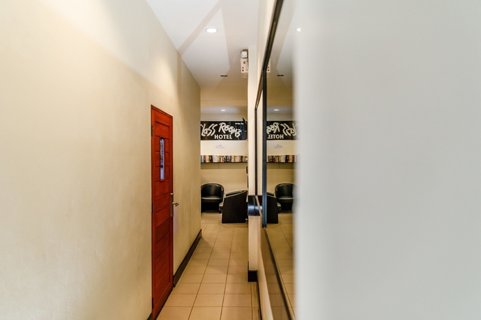 Imagen de los interiores del Hotel The Classroom. Foto 18